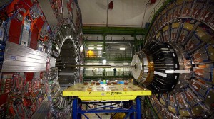 El GCH Abriría la Puerta a Universos Paralelos