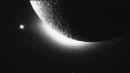 Descubren Nube de Polvo Orbitando la Luna