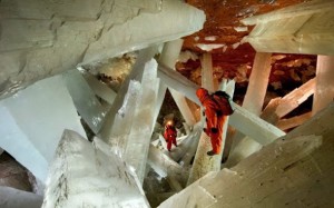 Reviven Microbios de 10.000 Años Atrapados en Cristales