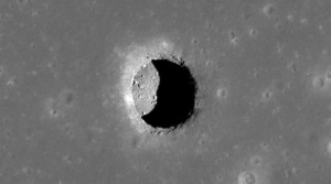 Hay un Agujero en la Luna
